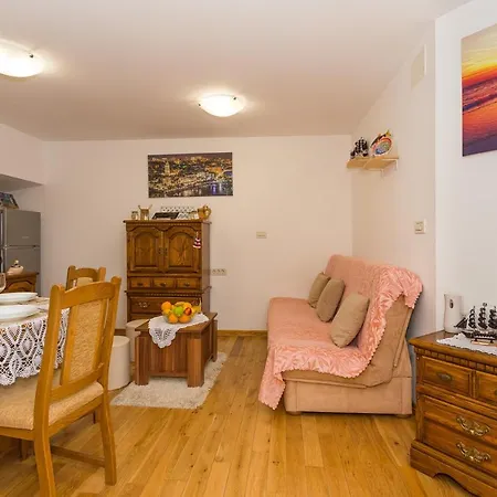 Hidden Gem In Diocletian Palace Old Town Center Apartment Split