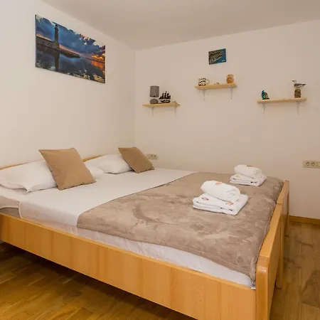 Hidden Gem In Diocletian Palace Old Town Center Apartment Split