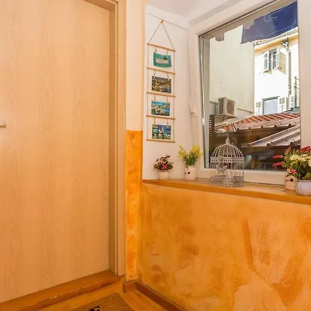 Apartment Hidden Gem In Diocletian Palace Old Town Center