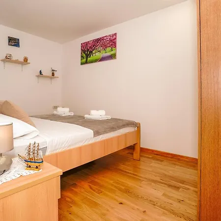 Apartment Hidden Gem In Diocletian Palace Old Town Center
