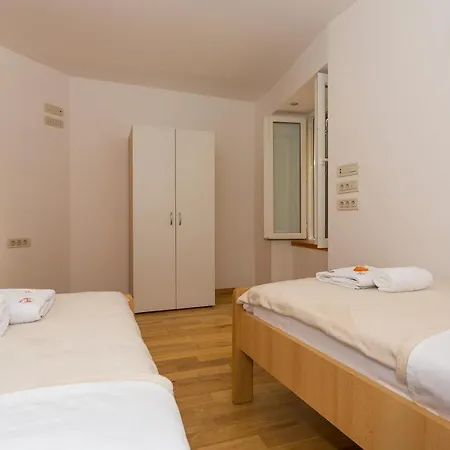 Apartment Hidden Gem In Diocletian Palace Old Town Center Split