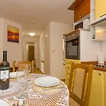 Apartament Hidden Gem In Diocletian Palace Old Town Center