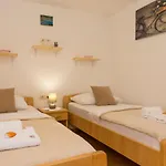 Hidden Gem In Diocletian Palace Old Town Center Apartament